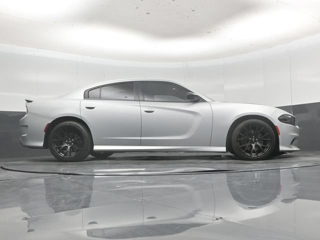 Used 2020 Dodge Charger R/T w/ Plus Group RWD image 48