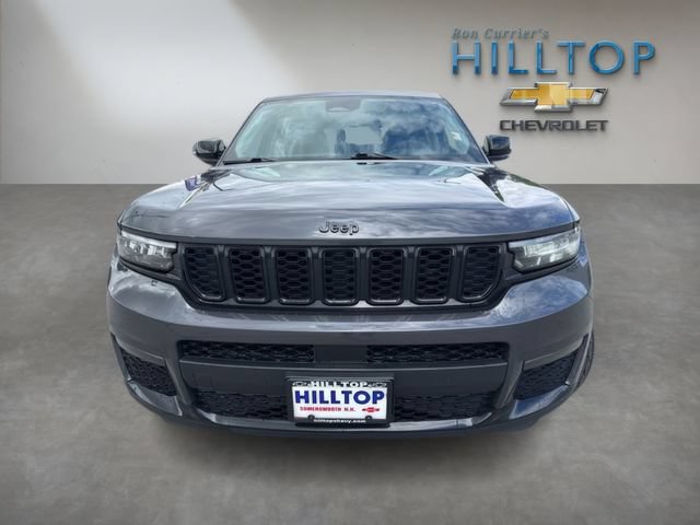 Used 2024 Jeep Grand Cherokee L Limited w/ Black Appearance Package AWD/4WD image 15