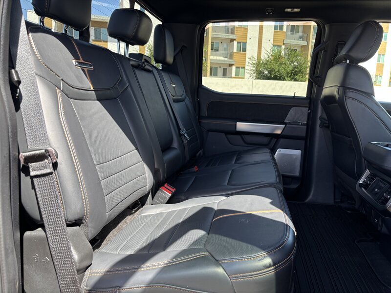 Used 2023 Ford F350 Platinum w/ Tremor Off-Road Package AWD/4WD image 39