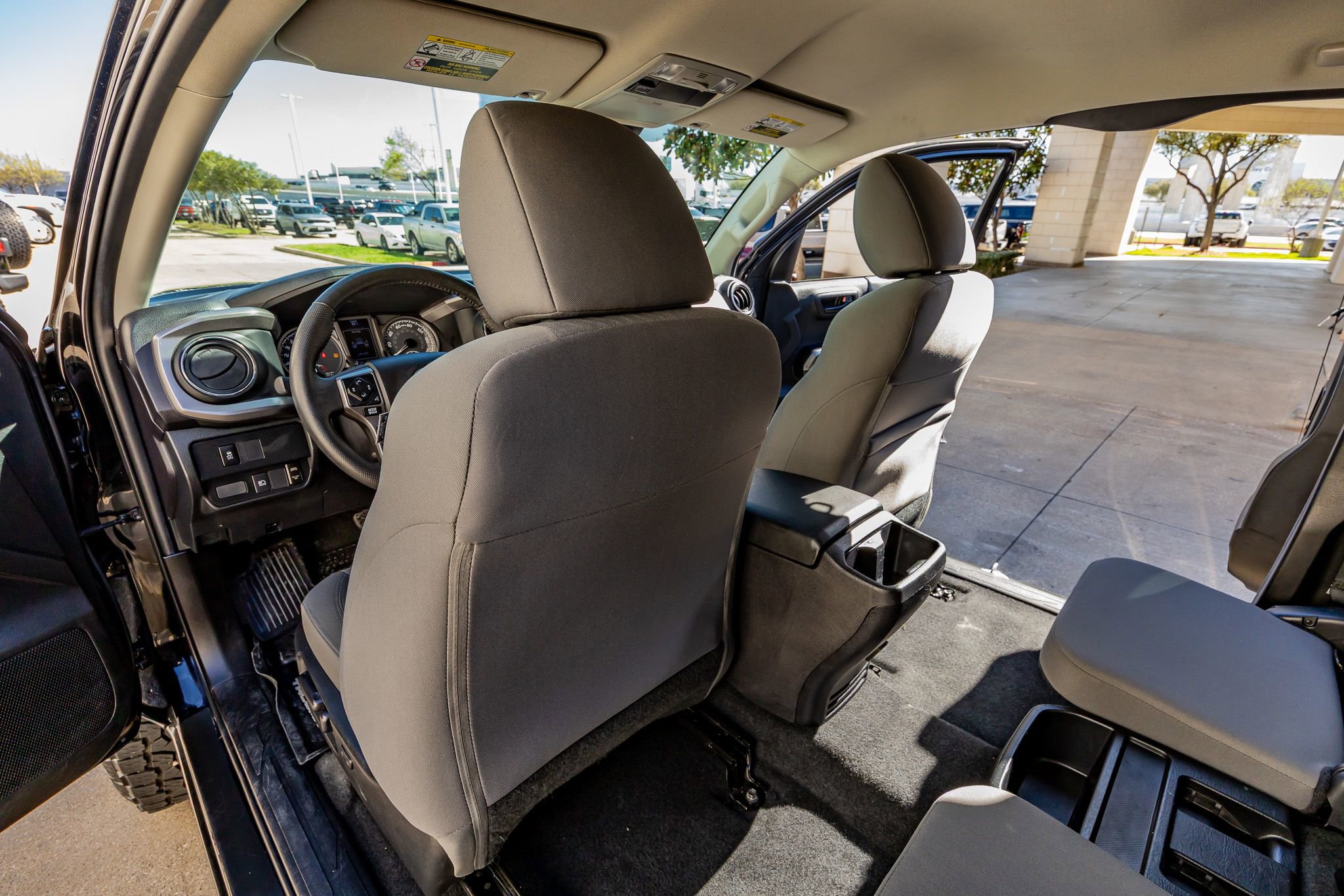 Used 2021 Toyota Tacoma SR5 image 31