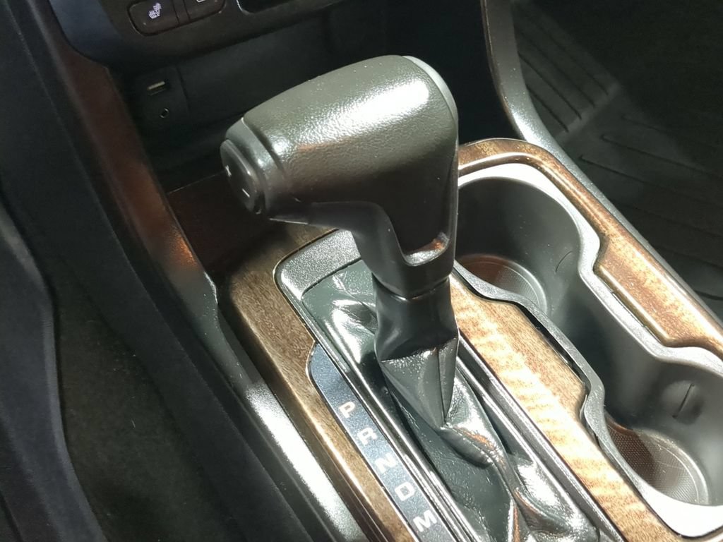 Used 2016 GMC Canyon SLT AWD/4WD image 34
