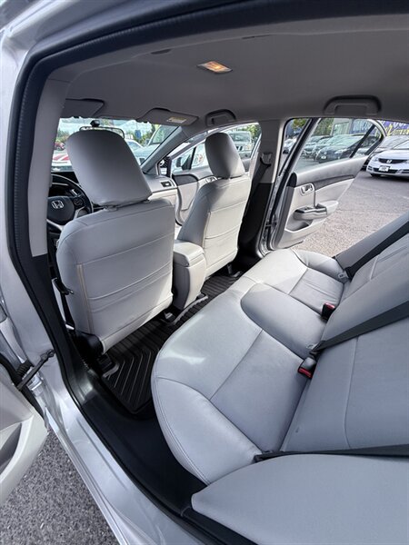 Used 2014 Honda Civic LX image 27
