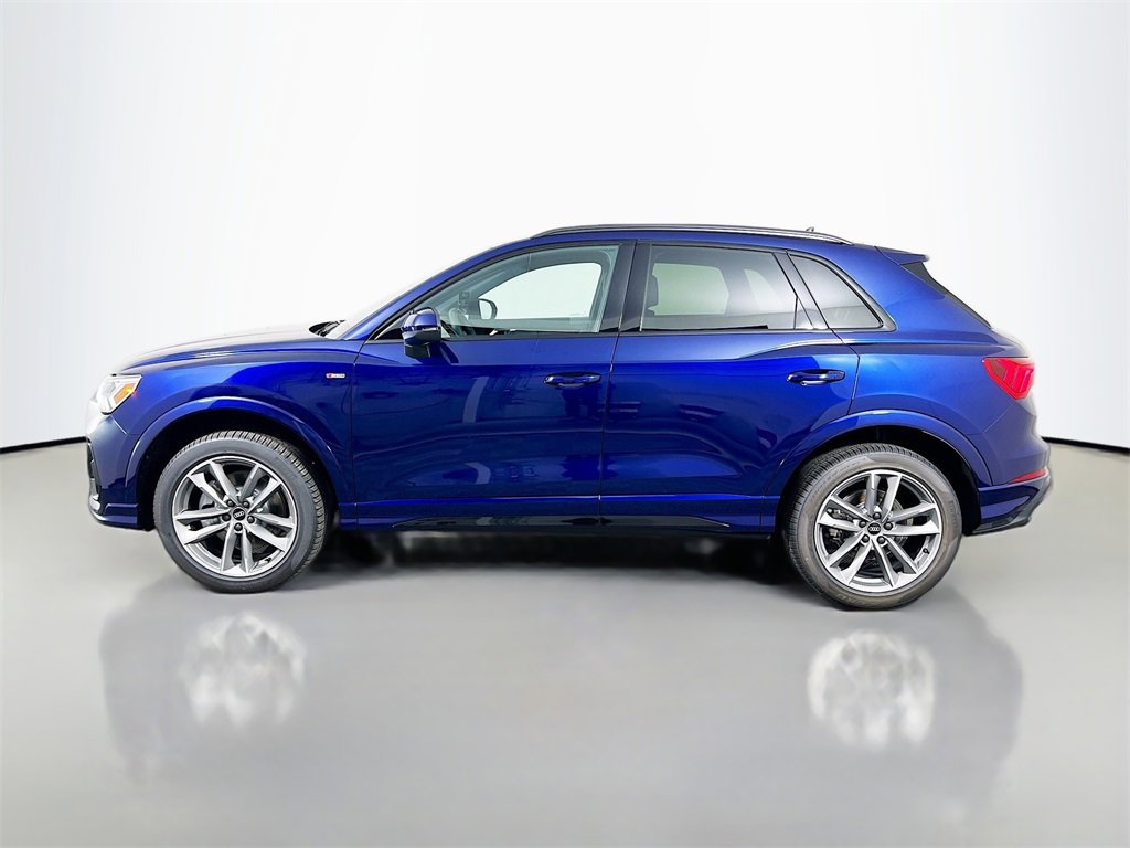 New 2025 Audi Q3 2.0T Premium image 4