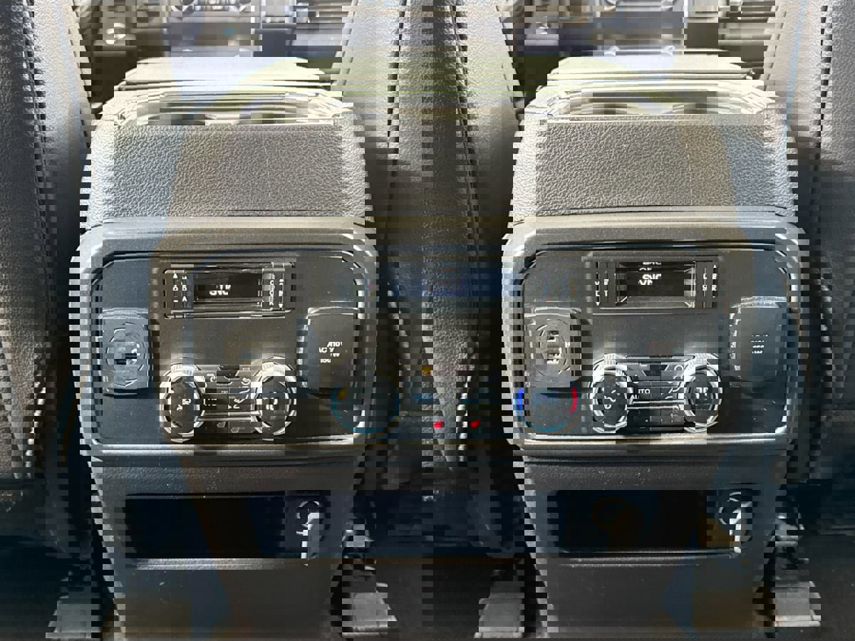 Used 2021 Ford Expedition Max Limited image 32