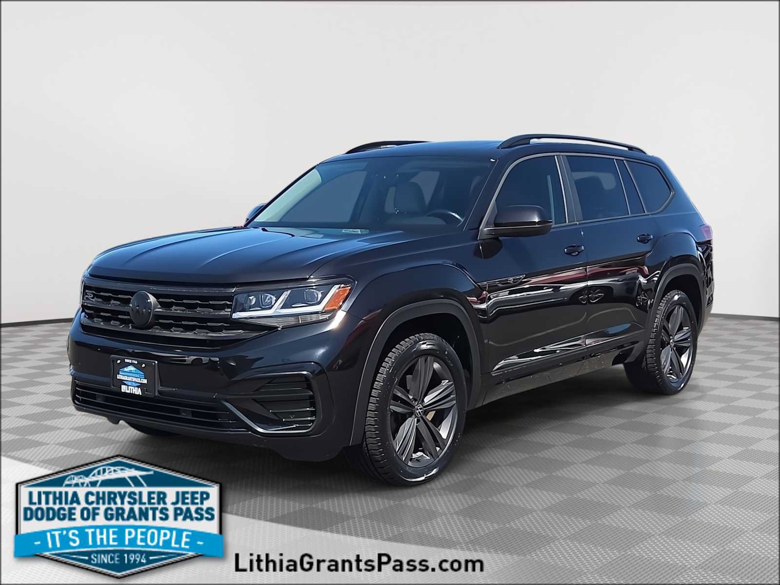 Used 2021 Volkswagen Atlas SE w/ Panoramic Sunroof Package