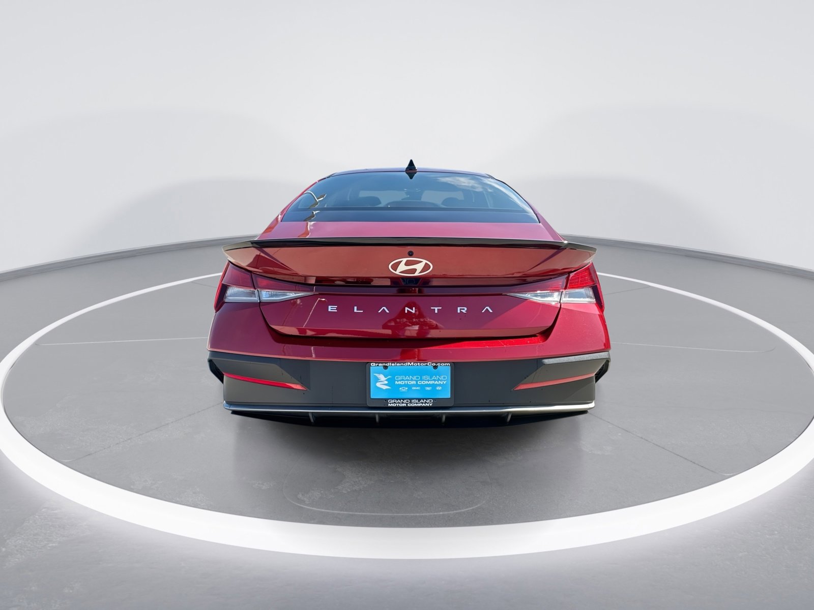 Used 2025 Hyundai Elantra Sport image 7
