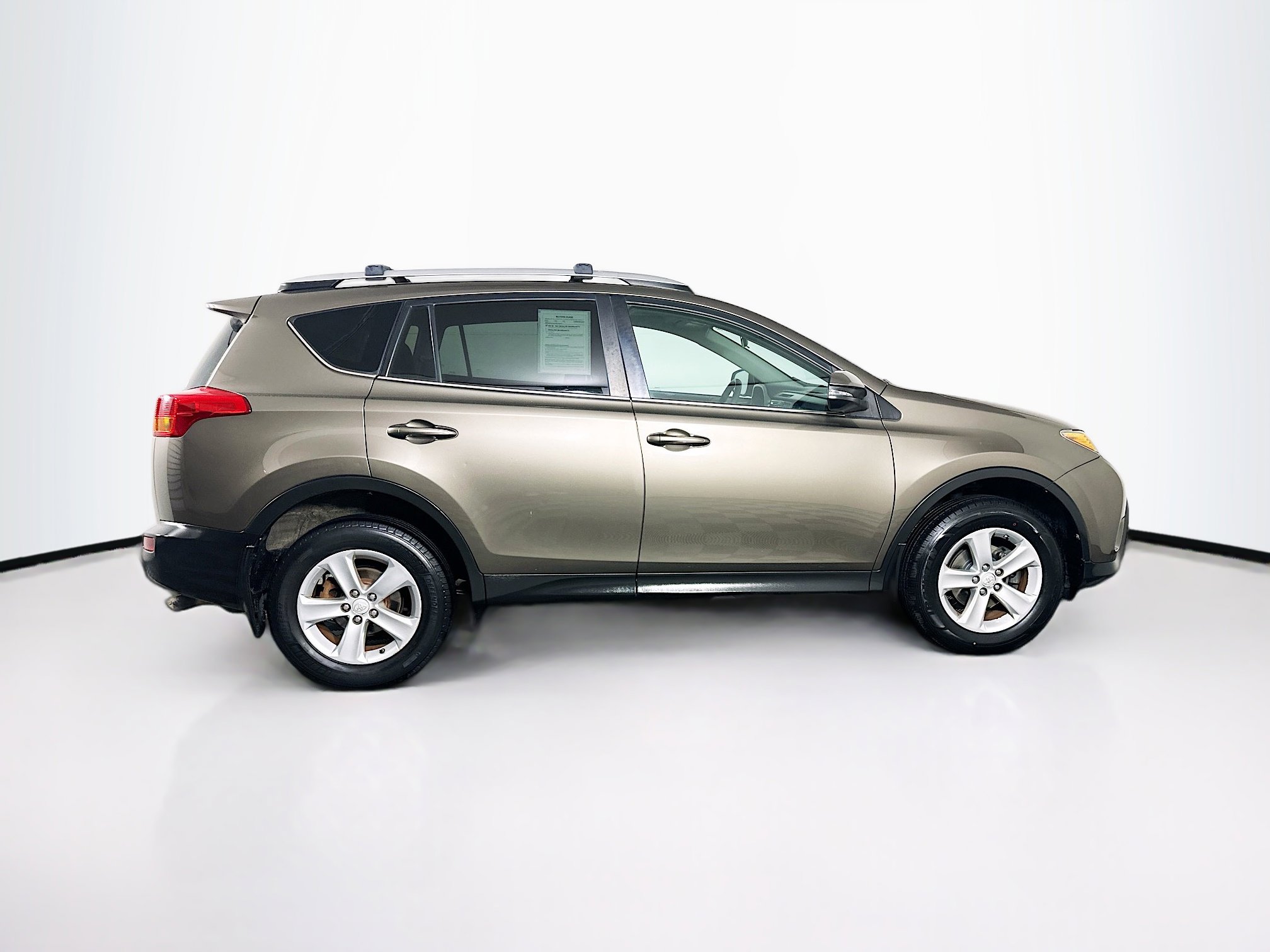 Used 2013 Toyota RAV4 XLE image 10