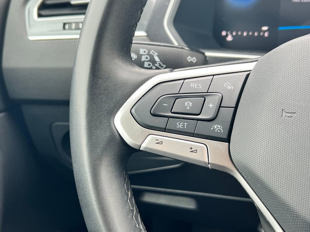 Used 2024 Volkswagen Tiguan Wolfsburg Edition image 18