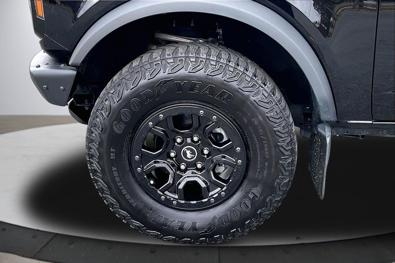 Used 2023 Ford Bronco Wildtrak image 33