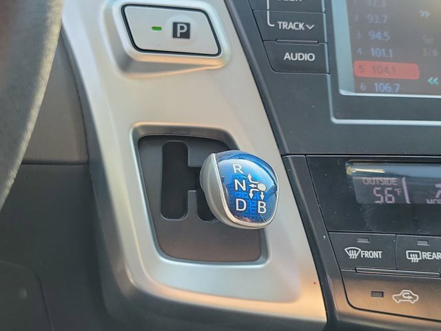 Used 2012 Toyota Prius V Three image 25