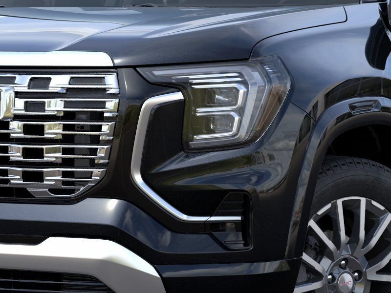 New 2027 GMC Terrain Denali w/ LPO, Black Badging Package AWD/4WD image 10