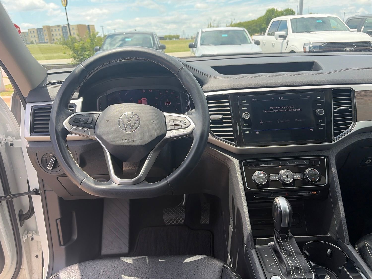Used 2022 Volkswagen Atlas SE AWD/4WD image 18