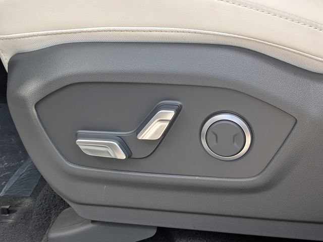 New 2027 Hyundai Santa Fe SEL FWD image 23