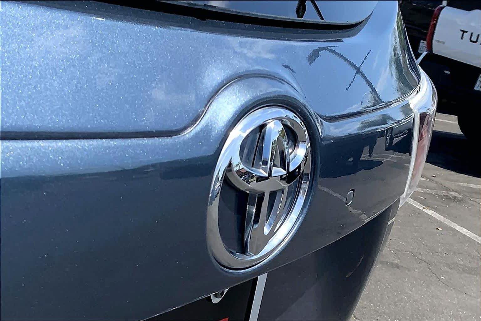 Used 2015 Toyota Highlander XLE FWD image 30