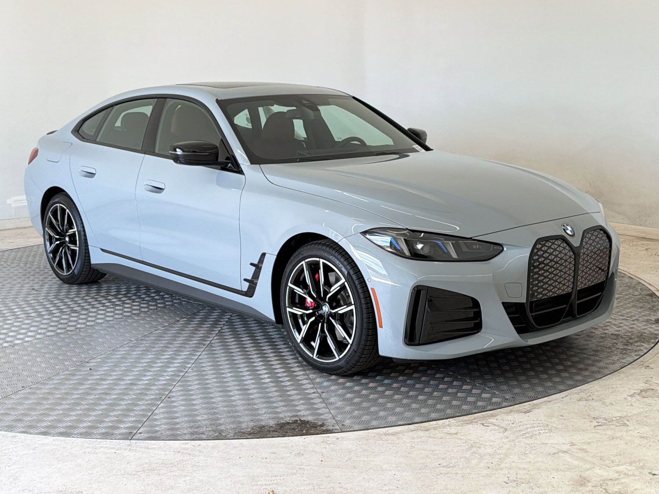 New 2026 BMW i4 xDrive40i w/ M Sport Package AWD/4WD image 7