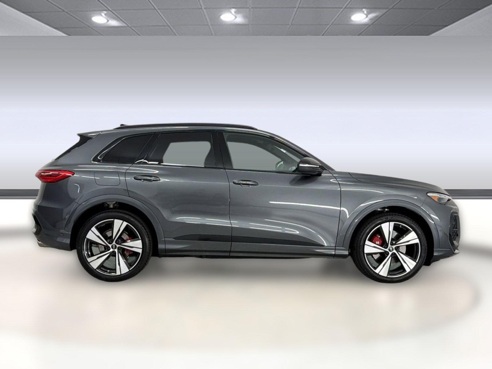 New 2026 Audi SQ5 Premium Plus AWD/4WD image 8