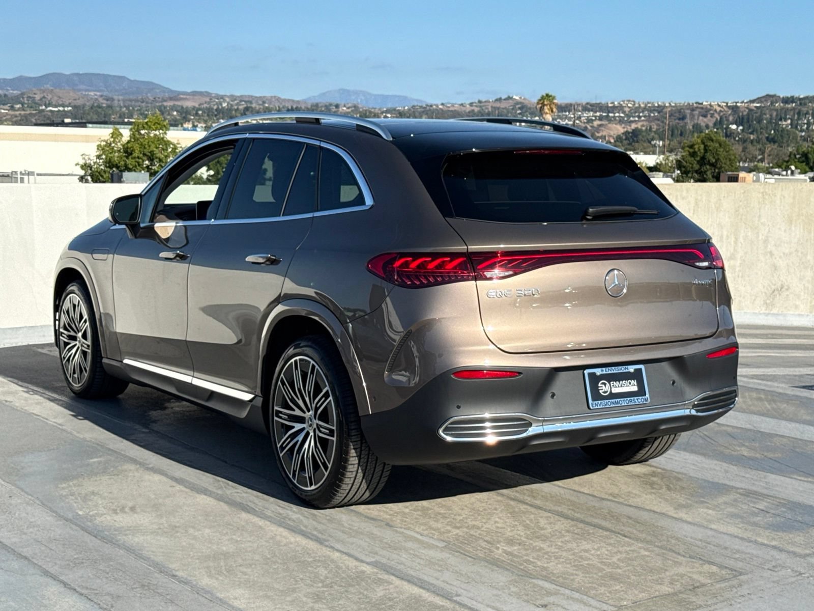 New 2027 Mercedes-Benz EQE 320 4MATIC SUV image 8