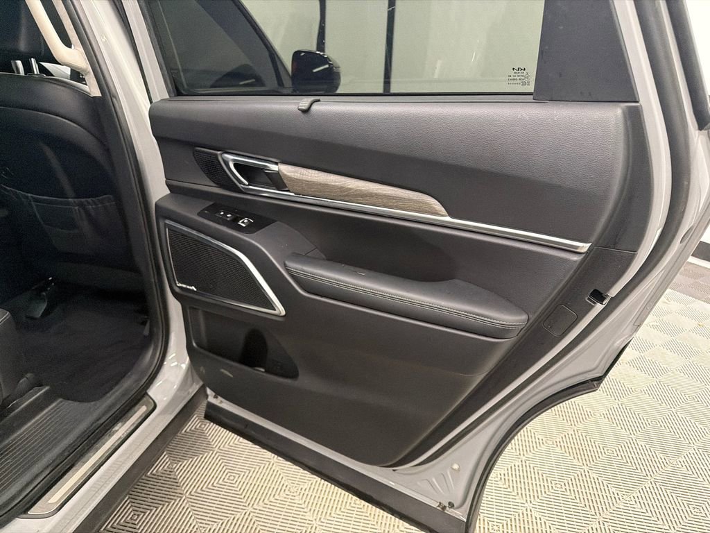 Used 2022 Kia Telluride SX w/ SX Prestige Package AWD/4WD image 18