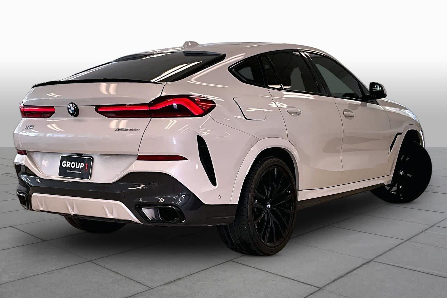 Used 2024 BMW X6 xDrive40i w/ Premium Package AWD/4WD image 12