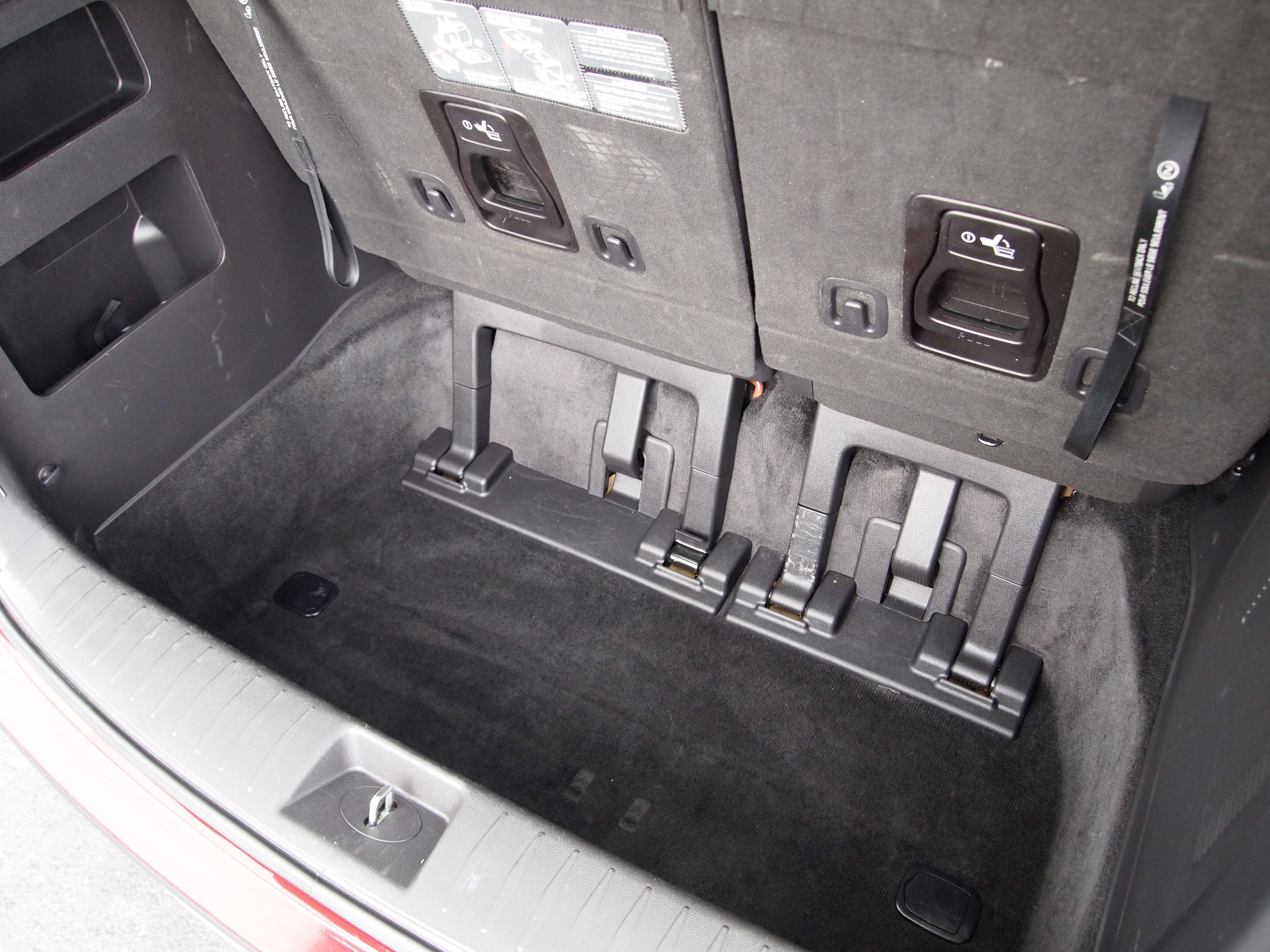 Used 2023 Kia Carnival LX FWD image 35