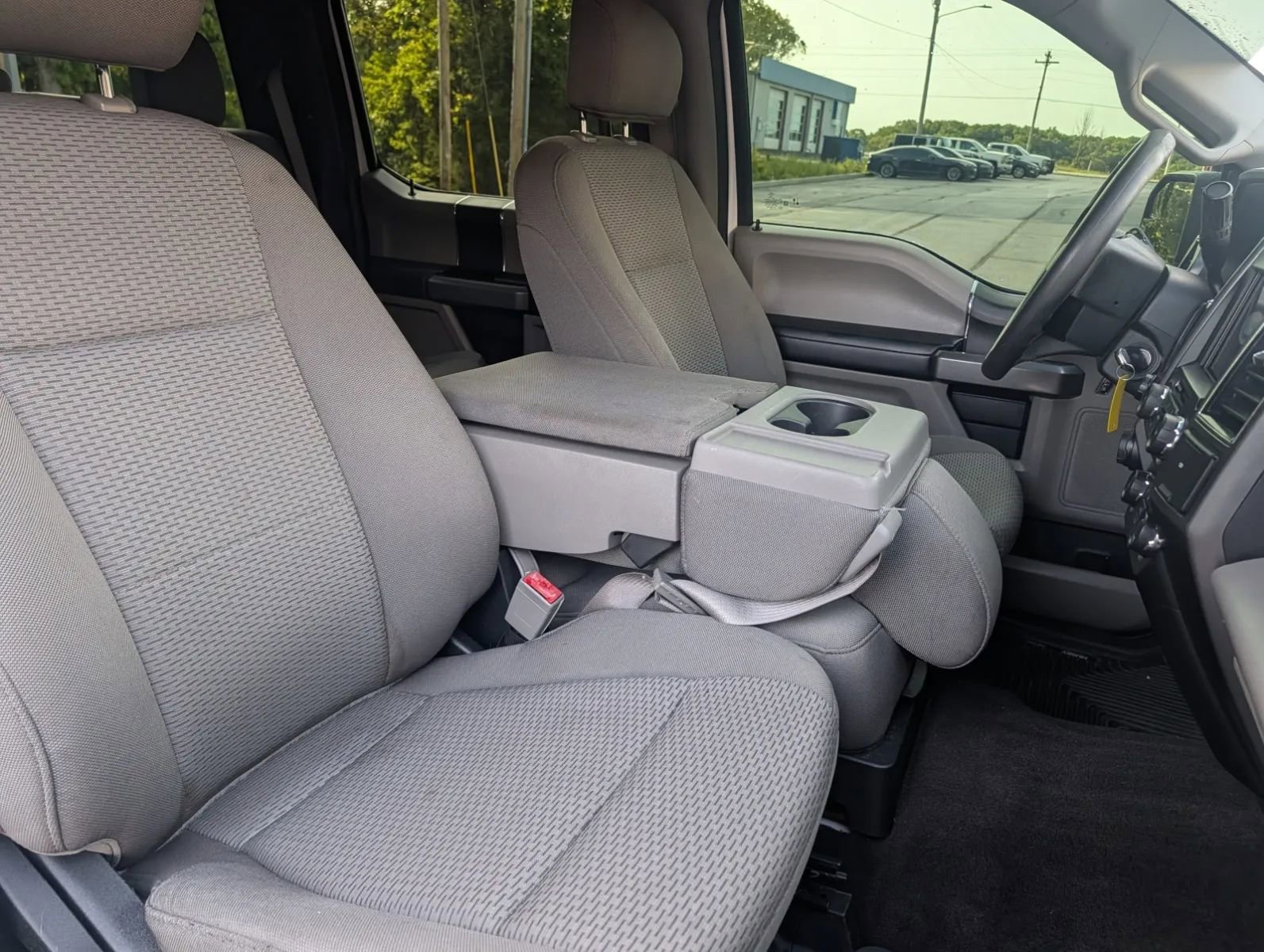 Used 2020 Ford F150 XLT w/ Trailer Tow Package AWD/4WD image 12