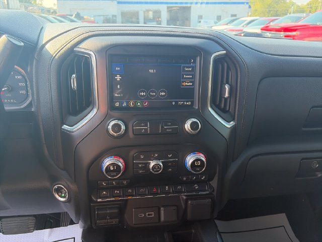 Used 2019 GMC Sierra 1500 AT4 w/ AT4 Premium Package AWD/4WD image 17