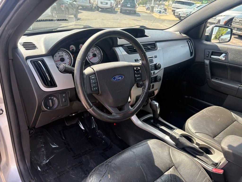 Used 2009 Ford Focus SEL FWD image 13
