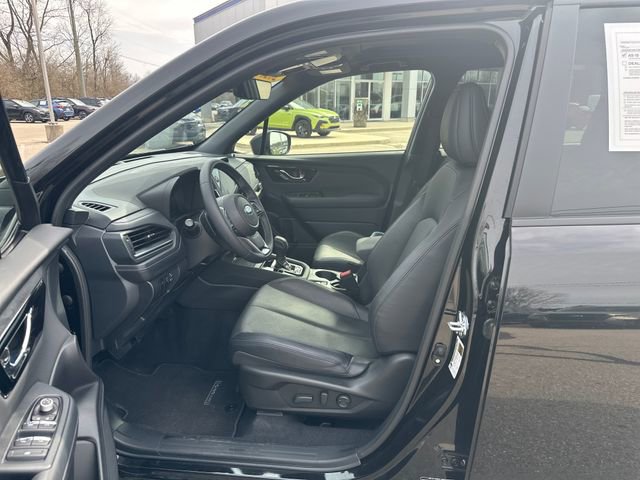 Certified 2025 Subaru Forester Limited w/ Popular Package image 9