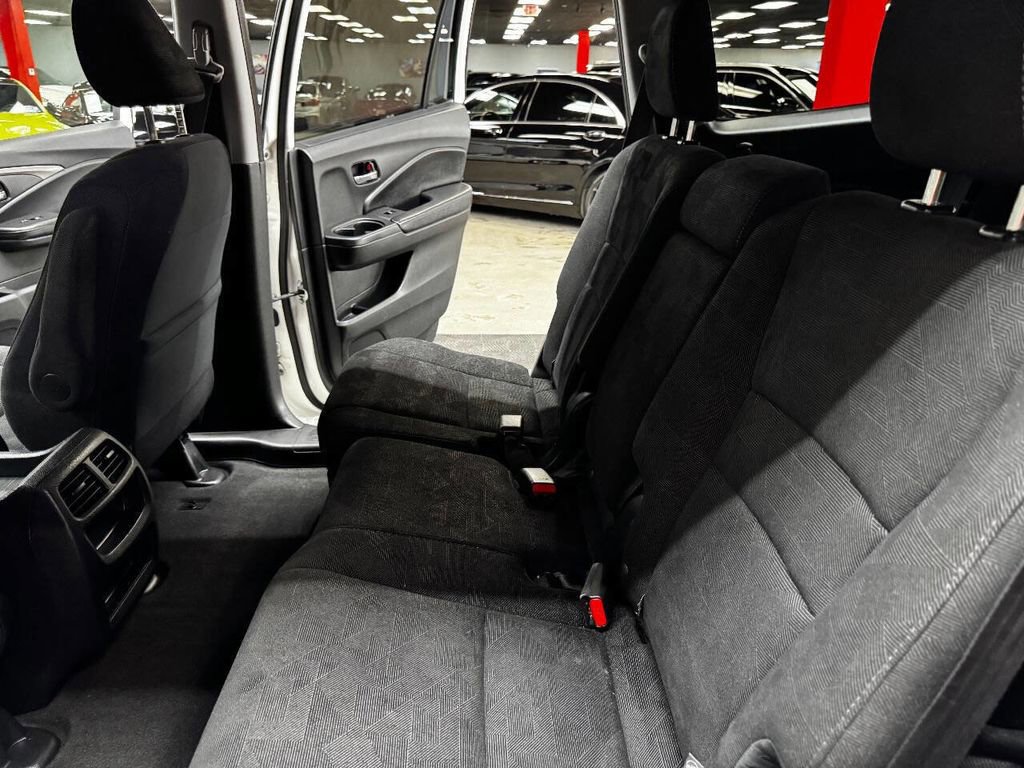 Used 2019 Honda Pilot LX image 42
