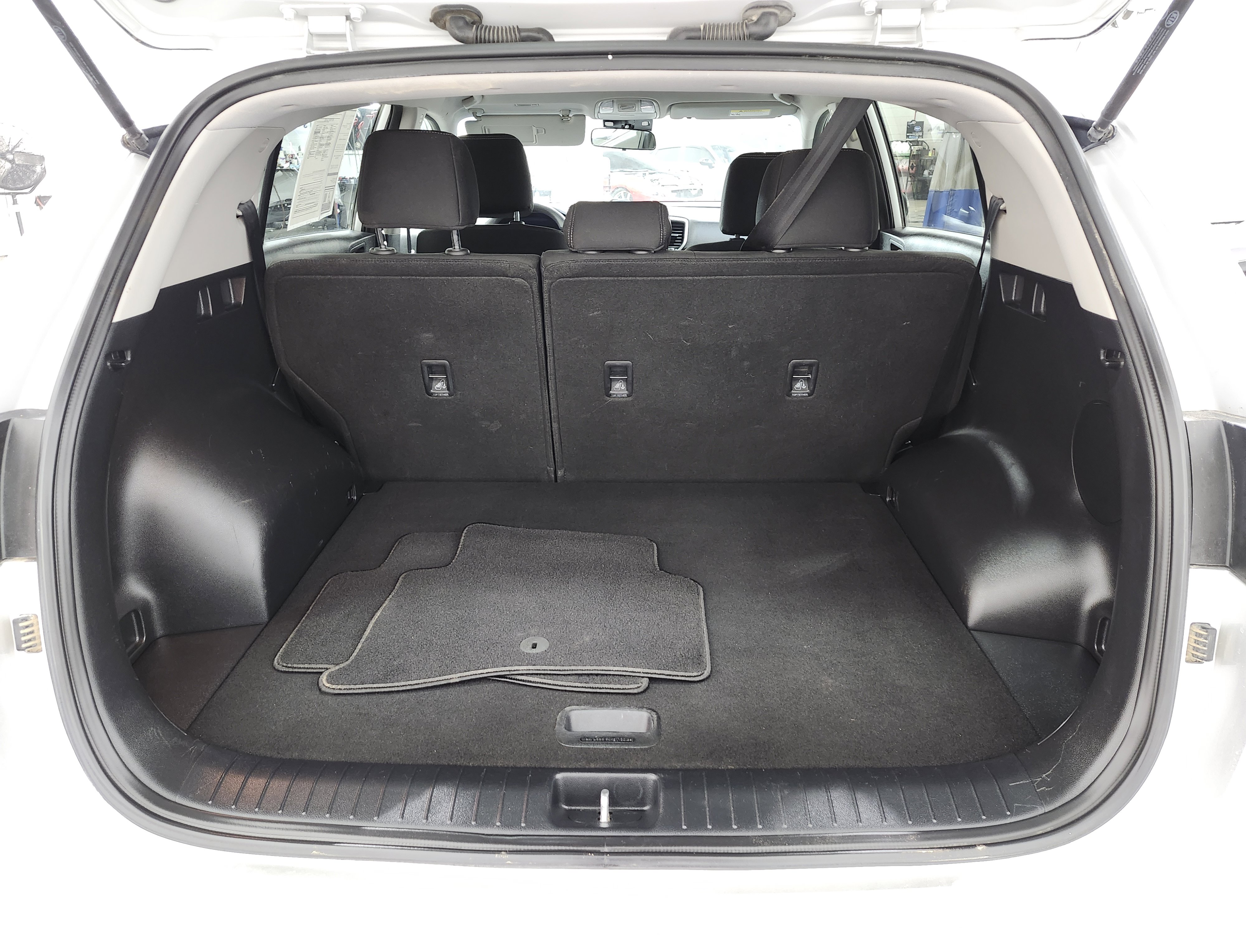 Used 2020 Kia Sportage LX w/ LX Popular Package image 22