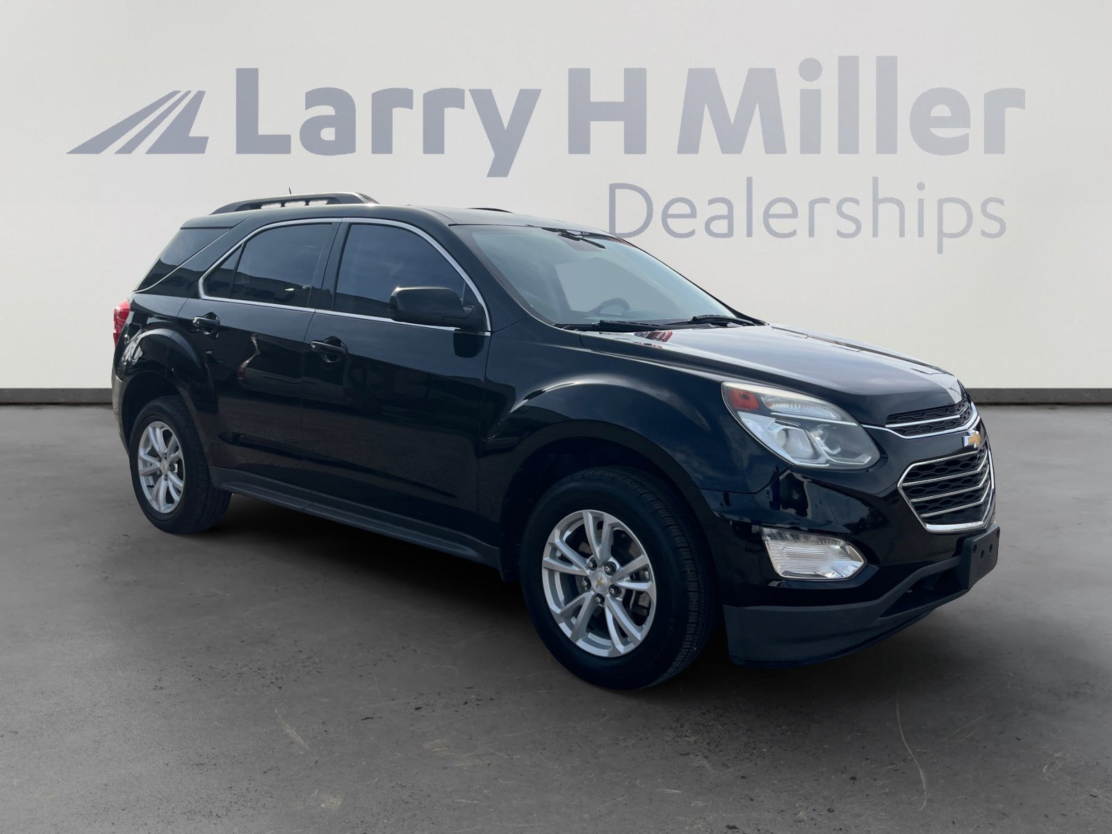 Used 2017 Chevrolet Equinox LT w/ Convenience Package image 7