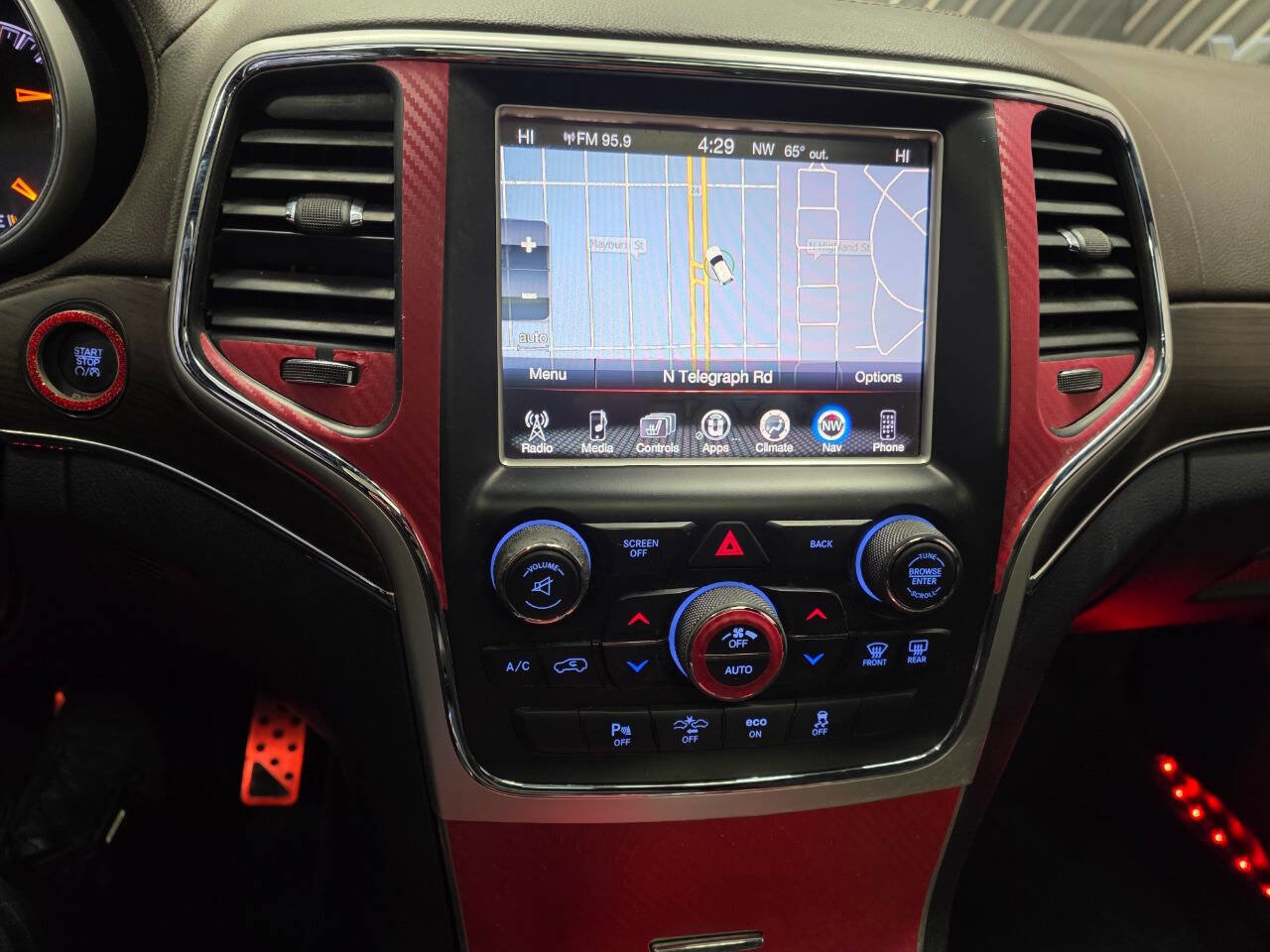 Used 2015 Jeep Grand Cherokee Overland w/ Advanced Technology Group image 22