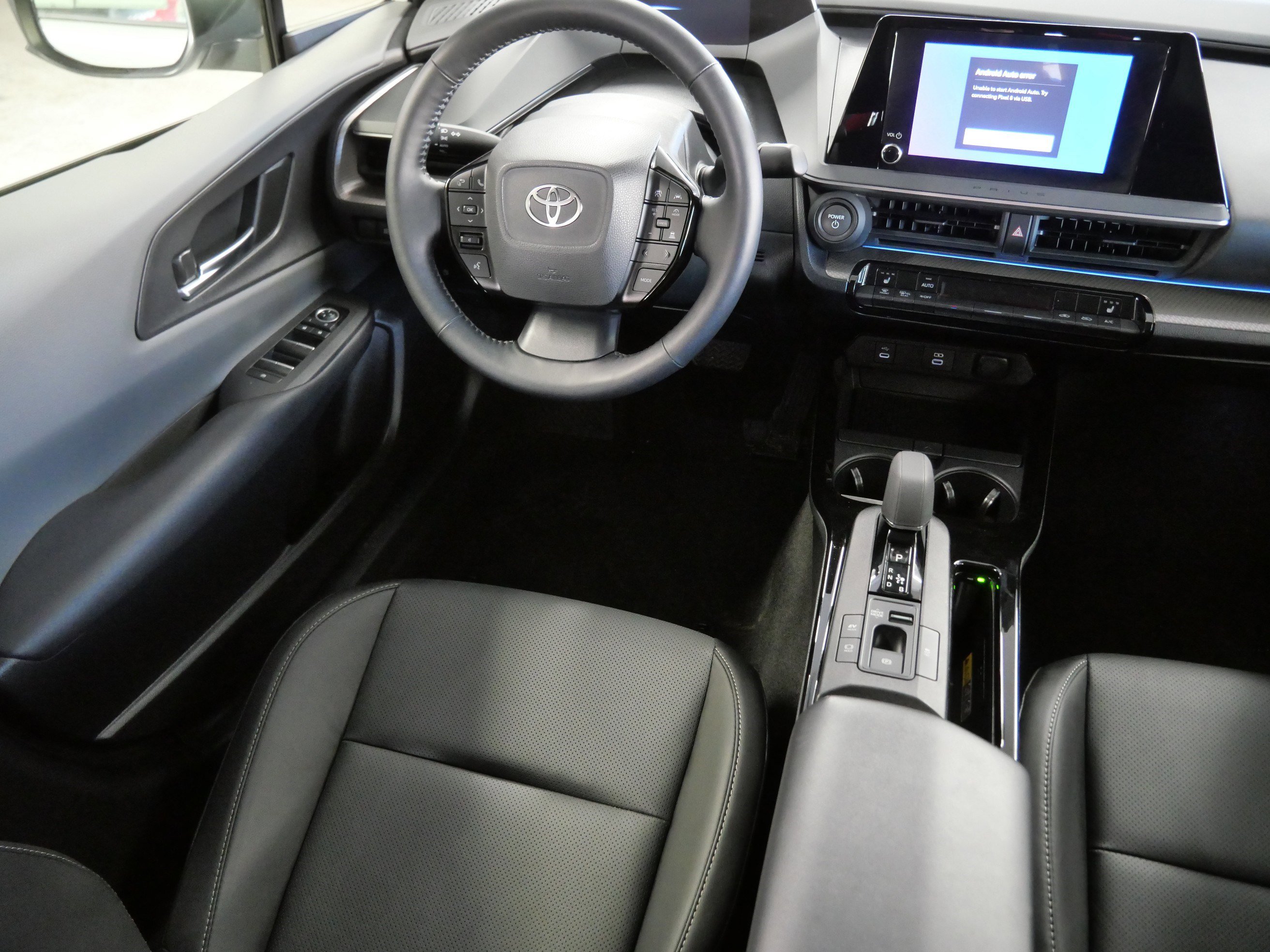 Used 2024 Toyota Prius XLE image 9