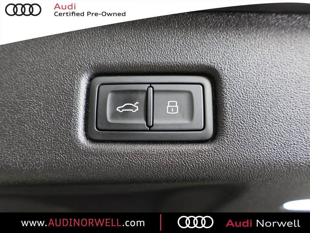 Certified 2025 Audi Q5 Premium w/ Premium Plus AWD/4WD image 17