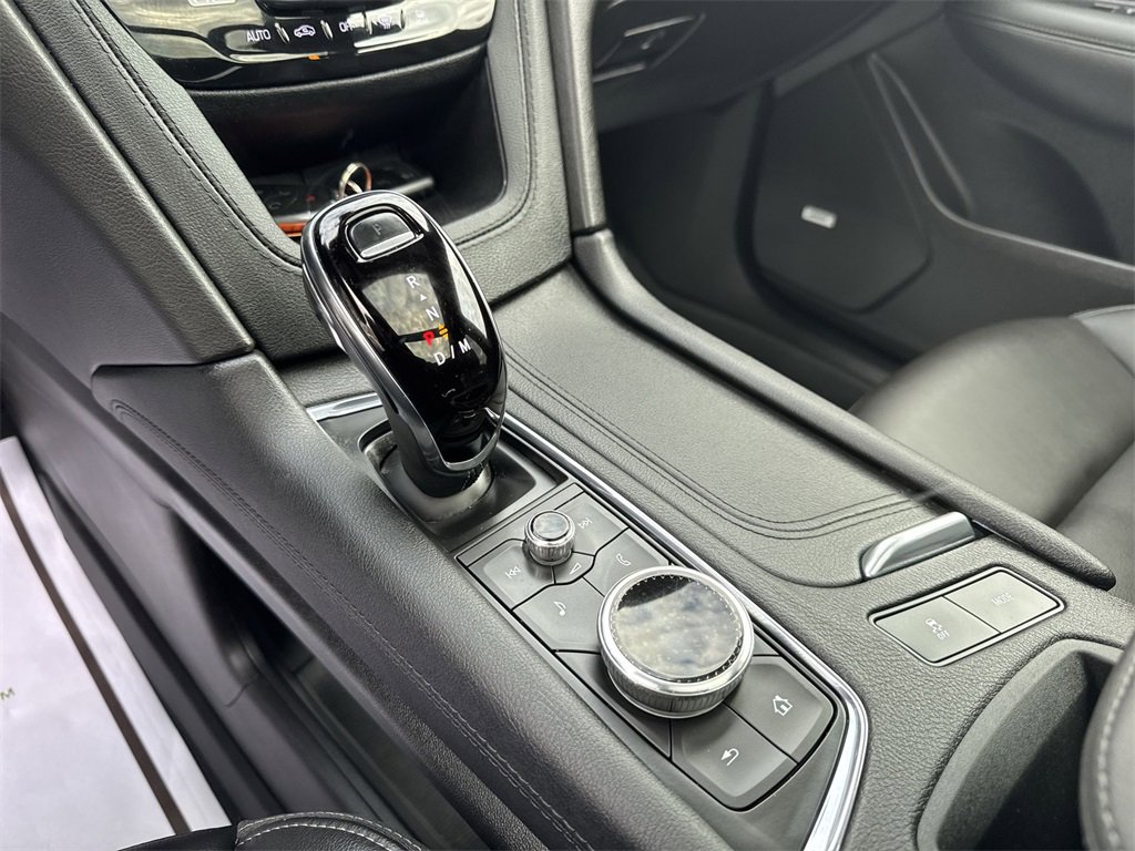 Used 2024 Cadillac XT6 Luxury w/ LPO, Floor Liner Package image 20