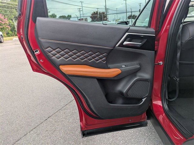 Used 2023 Mitsubishi Outlander SE image 25