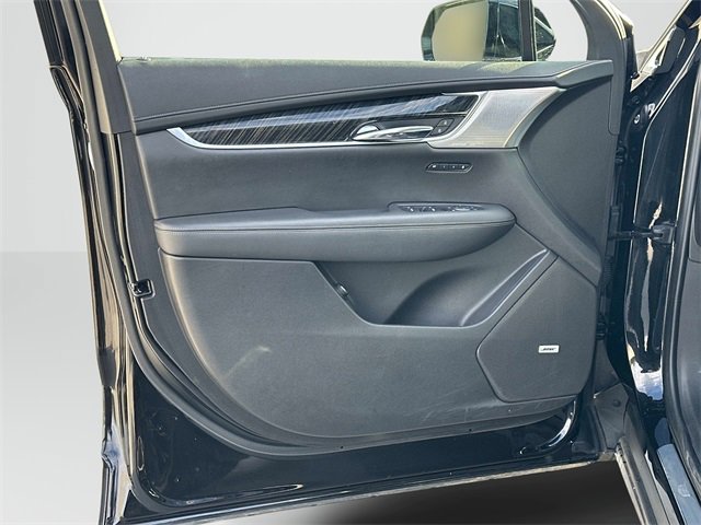 Used 2021 Cadillac XT6 Premium Luxury image 13