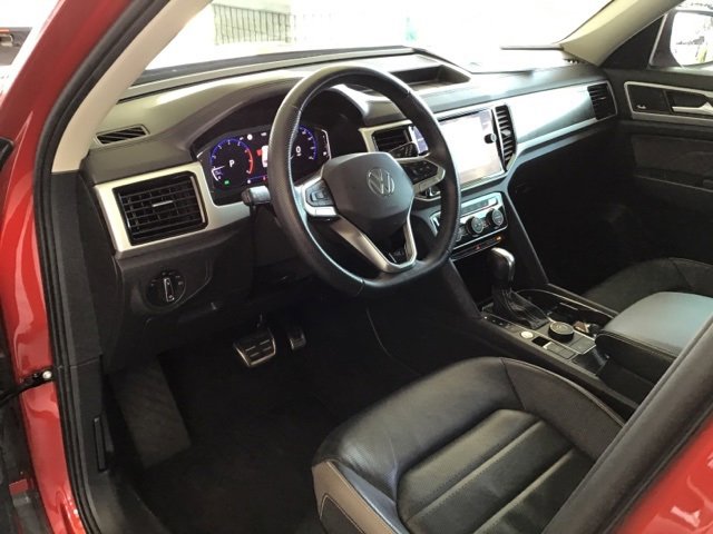 Used 2021 Volkswagen Atlas SEL Premium image 33