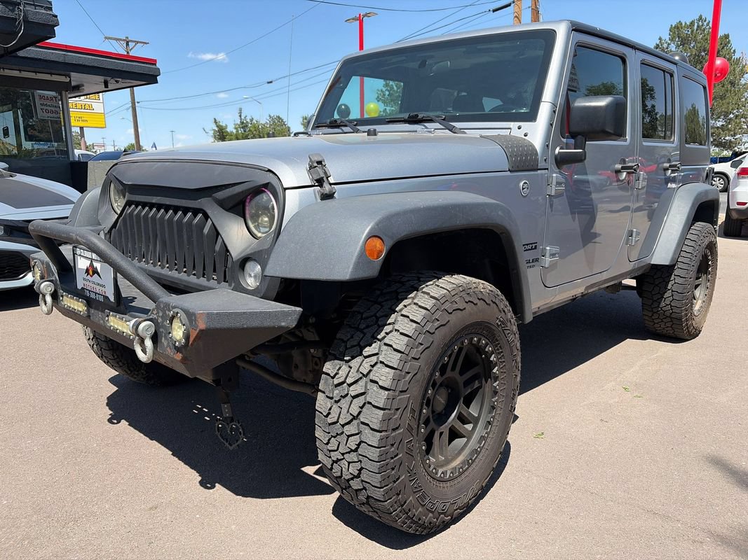 Used 2017 Jeep Wrangler Unlimited Sport w/ Max Tow Package AWD/4WD image 3
