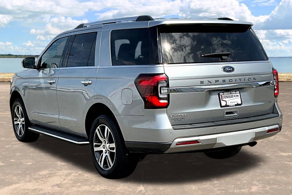 Used 2022 Ford Expedition Limited AWD/4WD image 5