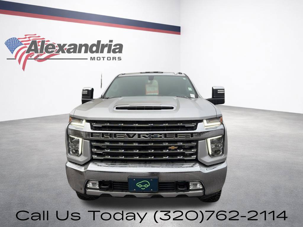 Used 2022 Chevrolet Silverado 3500 LTZ w/ LTZ Convenience Package AWD/4WD image 2