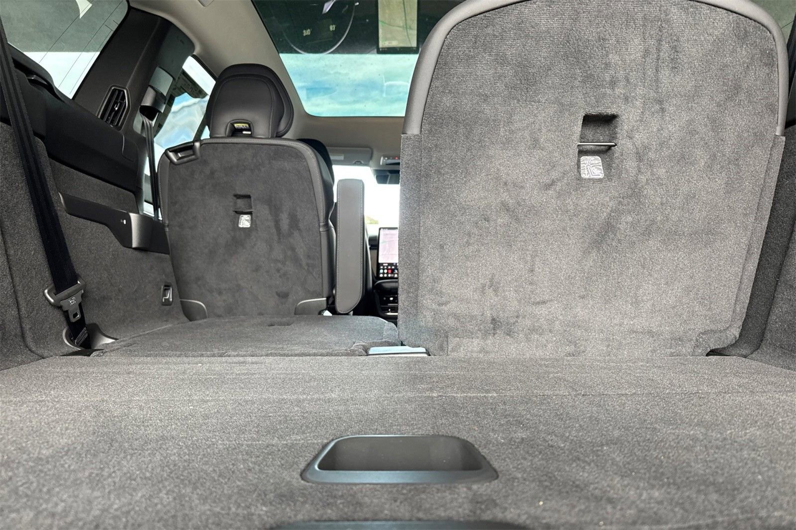 New 2025 Volvo EX90 Ultra image 15