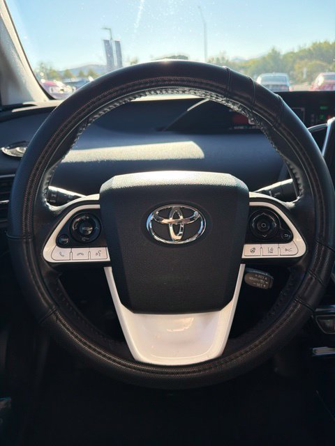 Certified 2018 Toyota Prius Prime Advanced w/ Carpet Mat Package FWD image 15