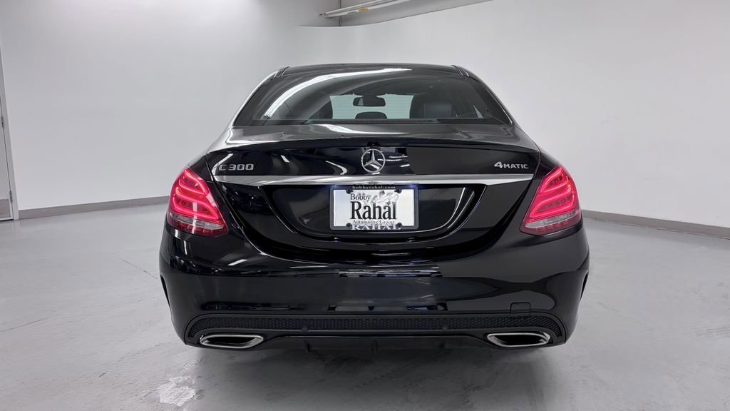 Used 2018 Mercedes-Benz C 300 4MATIC Sedan image 5