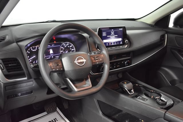 Certified 2025 Nissan Rogue S AWD/4WD image 10
