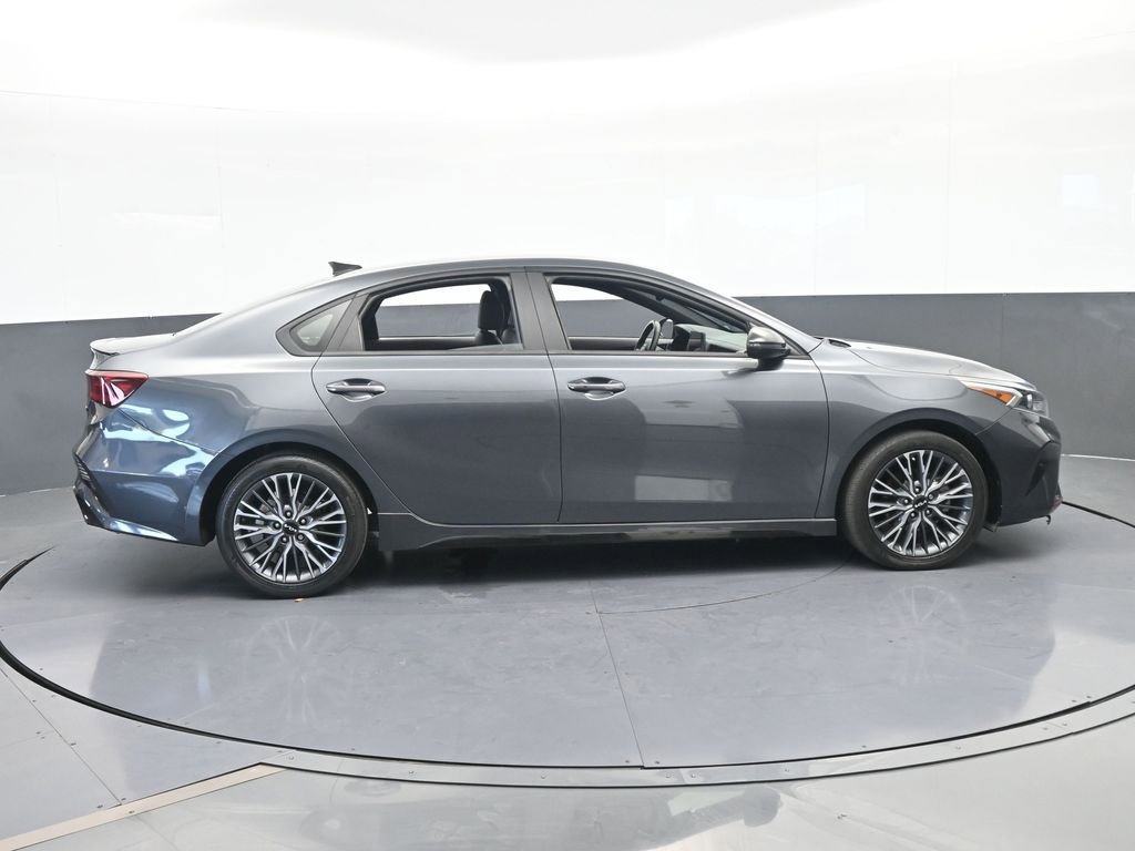 Used 2023 Kia Forte GT-Line image 7