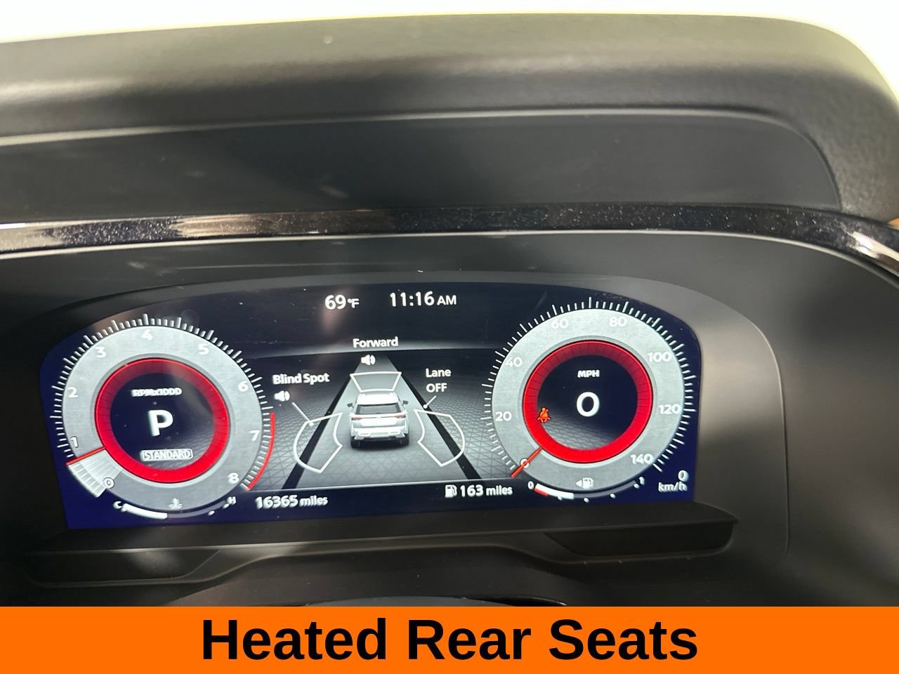 Used 2025 Nissan Pathfinder Platinum w/ Cargo Package FWD image 19