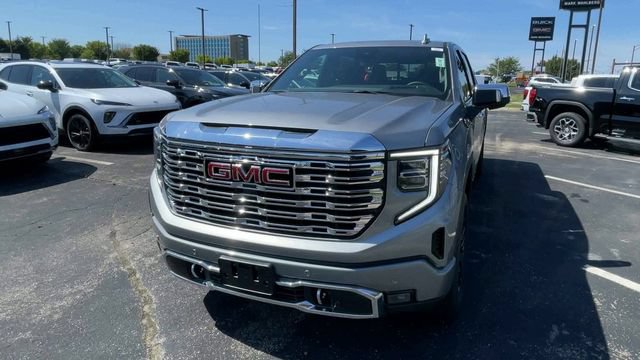 New 2026 GMC Sierra 1500 Denali w/ Denali Reserve Package AWD/4WD image 5
