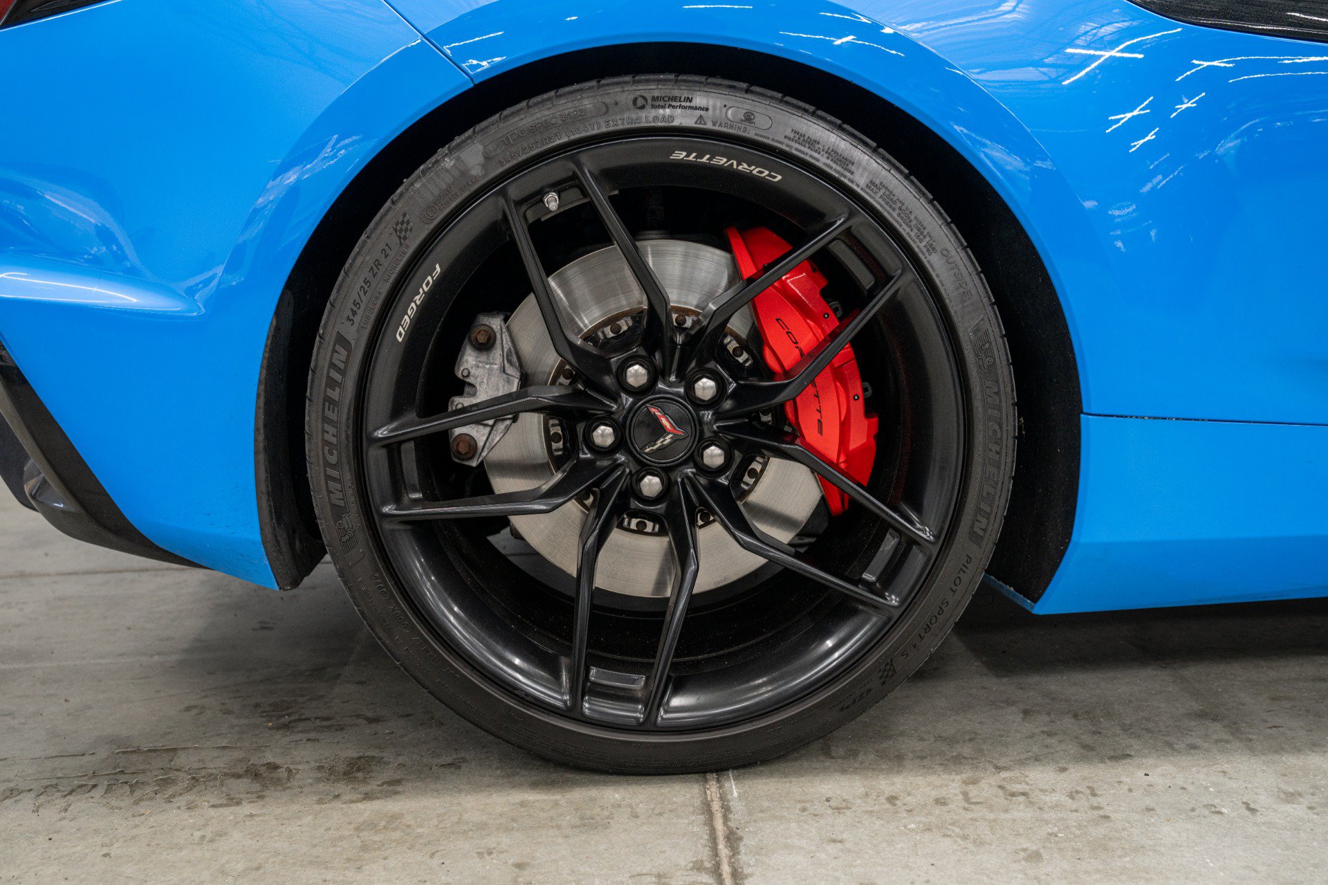 Used 2025 Chevrolet Corvette Z06 RWD image 36