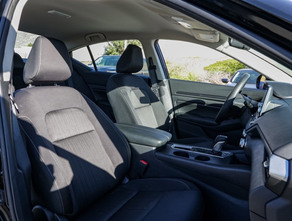 Used 2025 Nissan Altima 2.5 S image 18